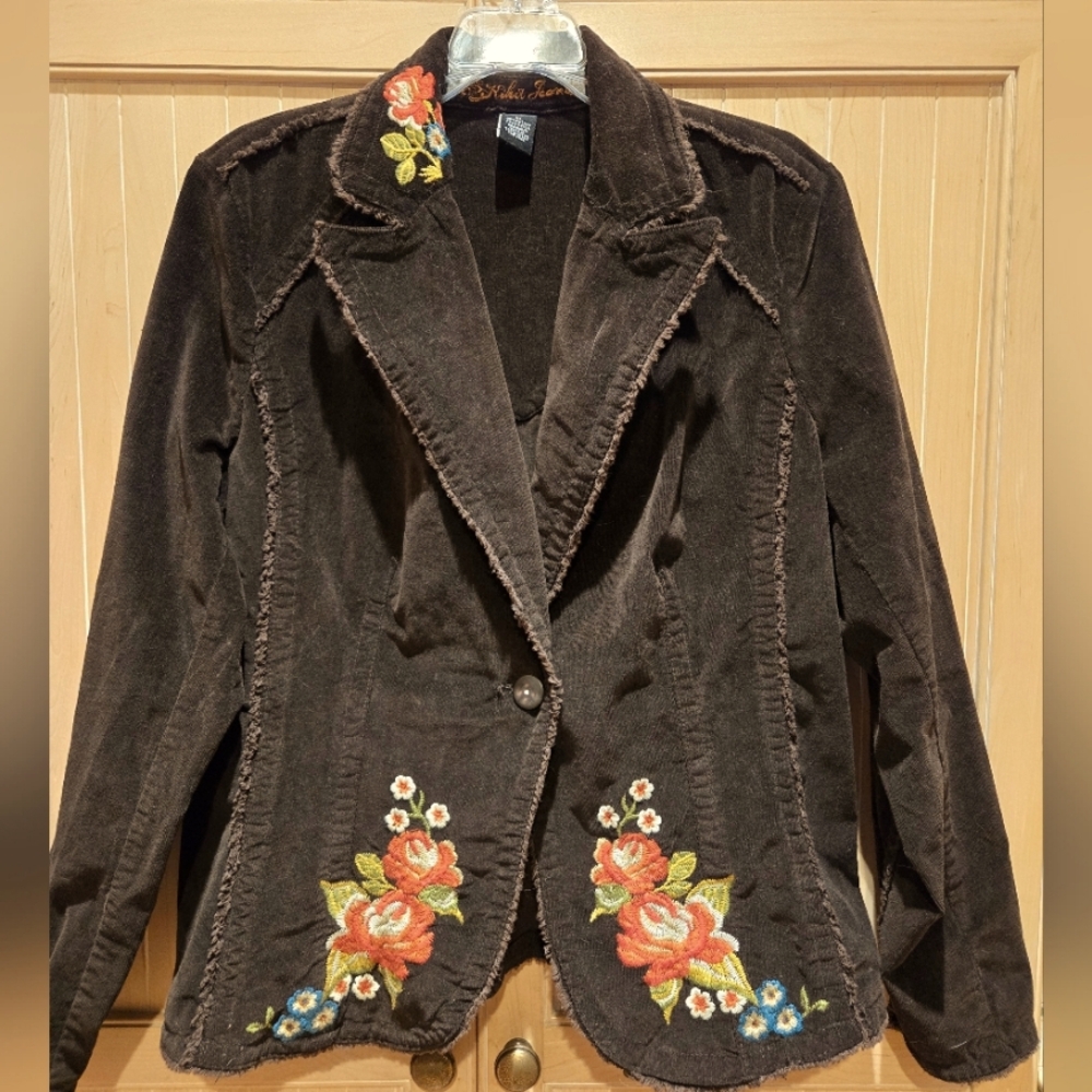 Kilkit Jeans Embroidered Jacket SizeXL   NWOT